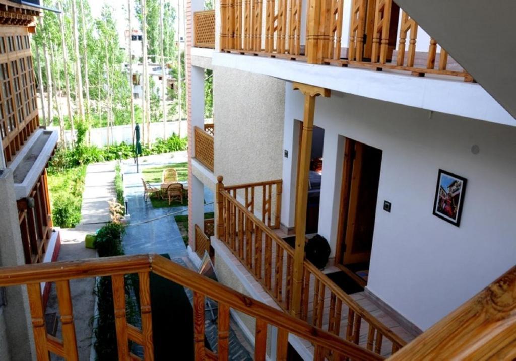 Hotel Ladakh Greens - An Organic Retreat Leh Eksteriør billede
